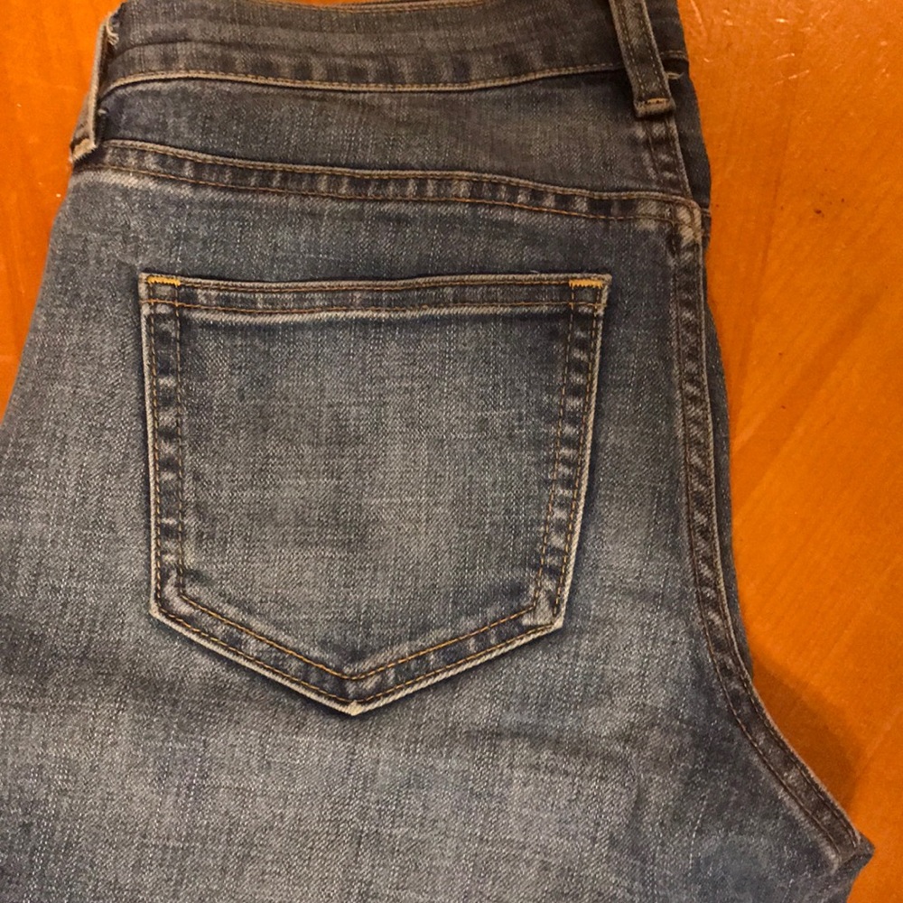 Light wash old navy jeans